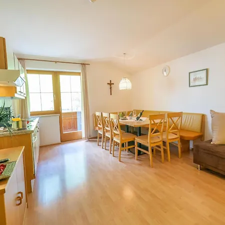 Neustift Near Stubai Lift, Cleaning Included Apartment Neustift im Stubaital