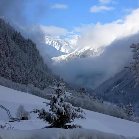 Neustift Near Stubai Lift, Cleaning Included Apartment